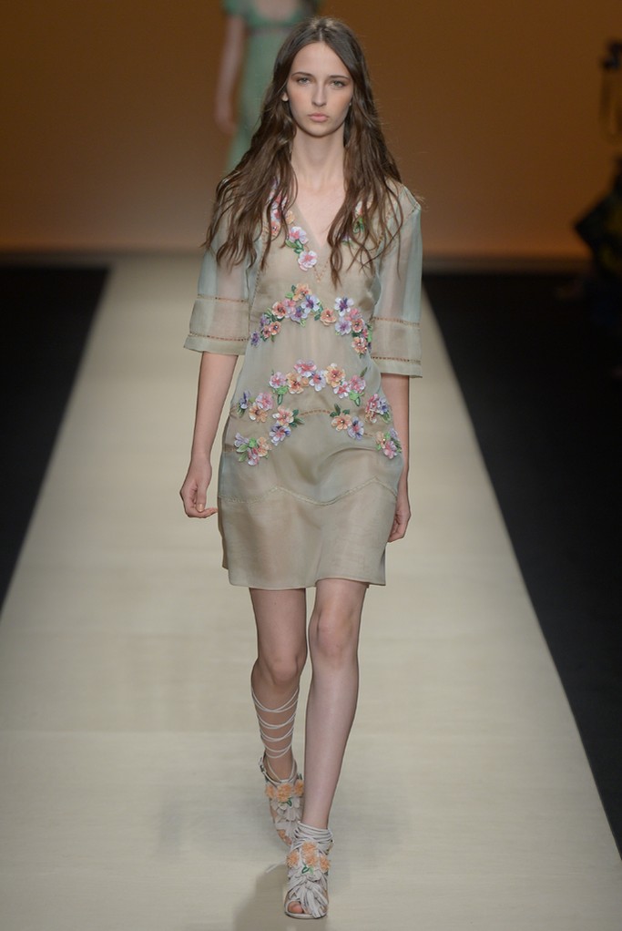 Alberta Ferretti Spring 2015 Milan Fashion Show